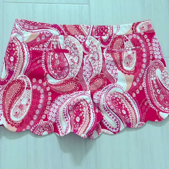 Pappagallo Women’s Scalloped Hem Shorts Paisley Print size 16 - Picture 5 of 5